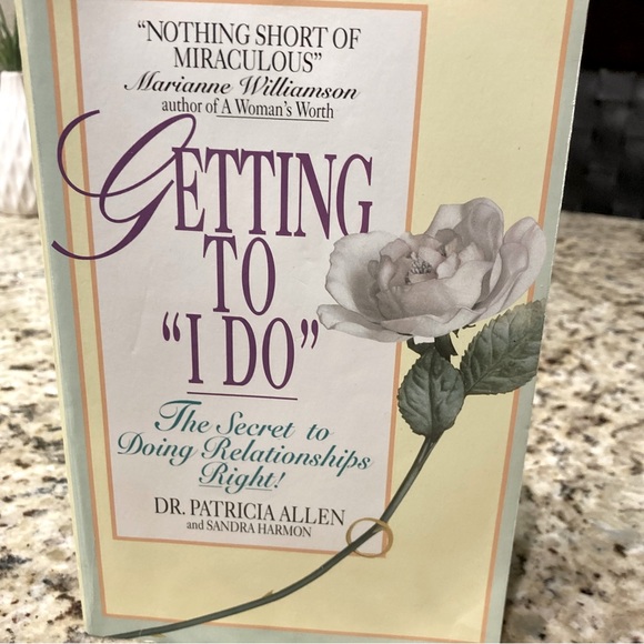 ***3/$25*** GETTING TO “I DO”—SOFTCOVER; DR PAT ALLEN - Picture 1 of 6